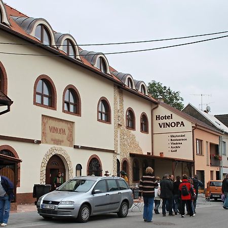 Hotel Vinopa Hustopeče Esterno foto