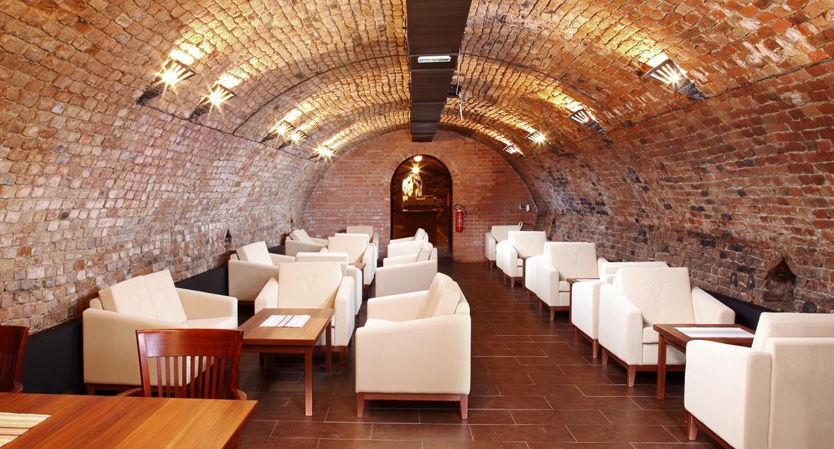 Hotel Vinopa Hustopeče Esterno foto